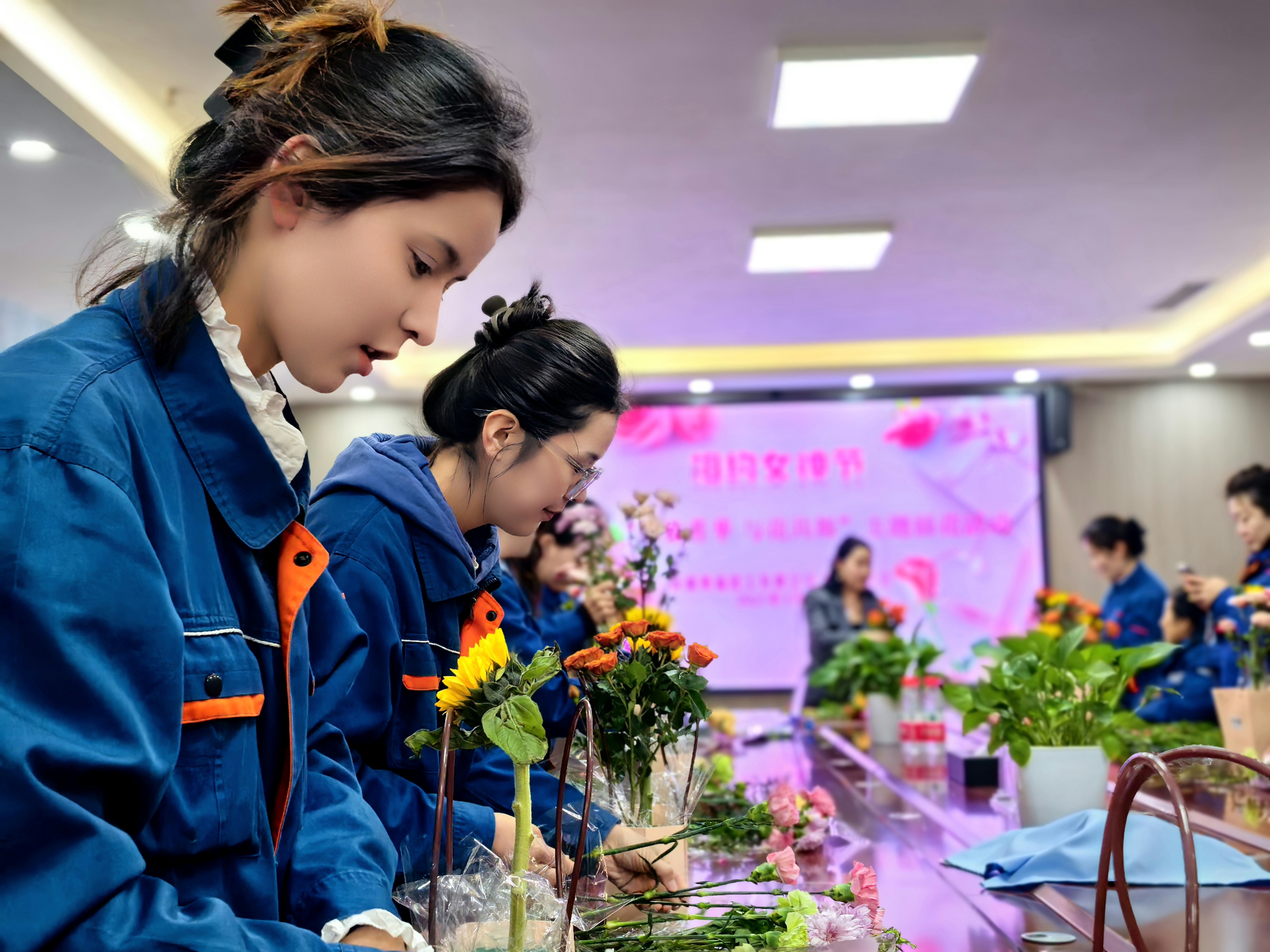 ¡°ÕÀ·ÅÇà´º¡¤Ó뻨¹²Î衱¡ª¡ªÐ½®ÀûÀ´×îÀÏÆ·ÅÆ¿£¿£¿£¿
£¿£¿£¿ªÕ¹¡°Èý°Ë¡±¸¾Å®½Ú²å»¨ÊÖ¹¤ÖÆ×÷Ô˶¯ ¡°ÕÀ·ÅÇà´º¡¤Ó뻨¹²Î衱¡ª¡ªÐ½®ÀûÀ´×îÀÏÆ·ÅÆ¿£¿£¿£¿
£¿£¿£¿ªÕ¹¡°Èý°Ë¡±¸¾Å®½Ú²å»¨ÊÖ¹¤ÖÆ×÷Ô˶¯